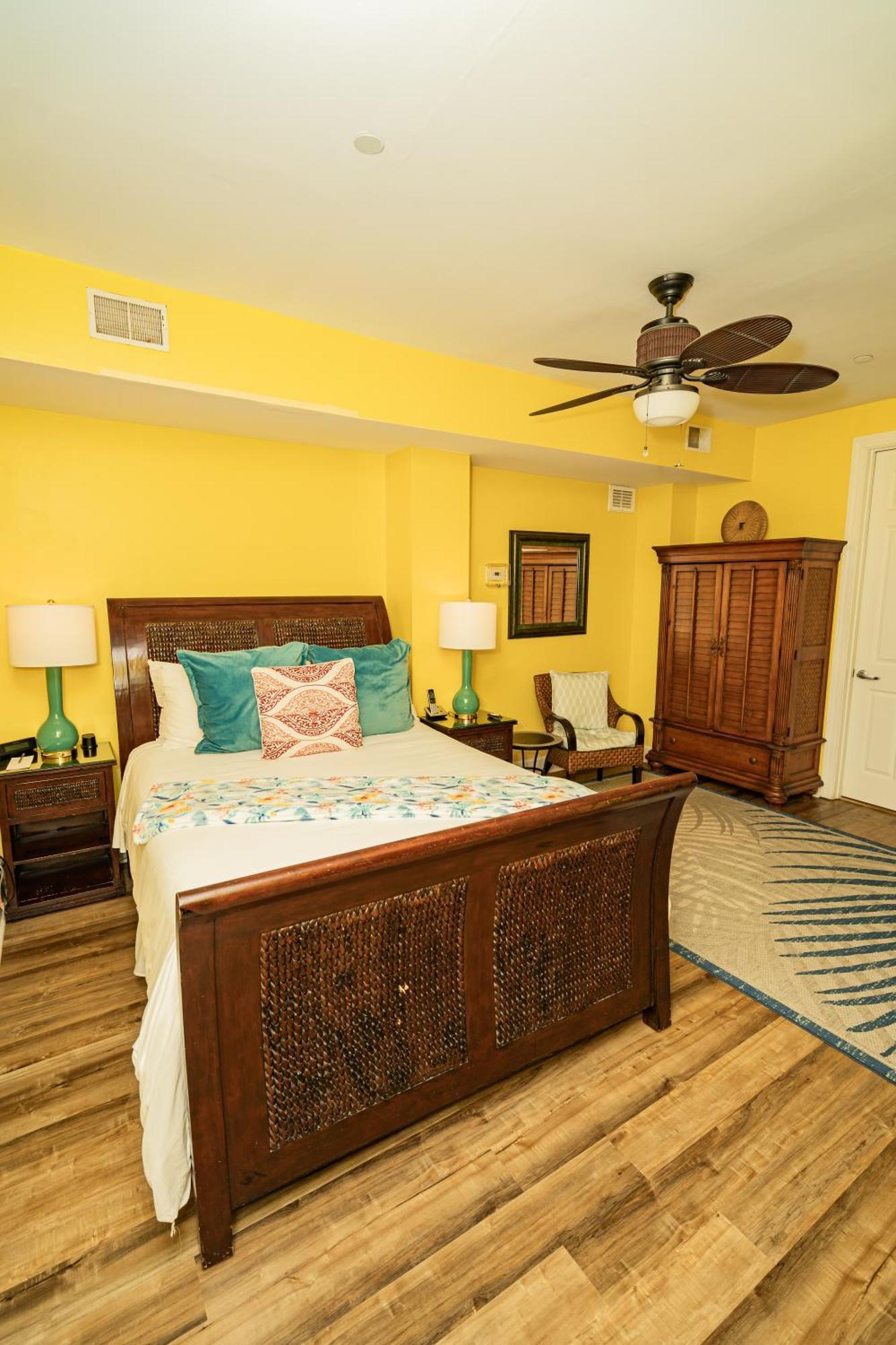Water'S Edge Inn - Adults Only Фоли Бийч Екстериор снимка